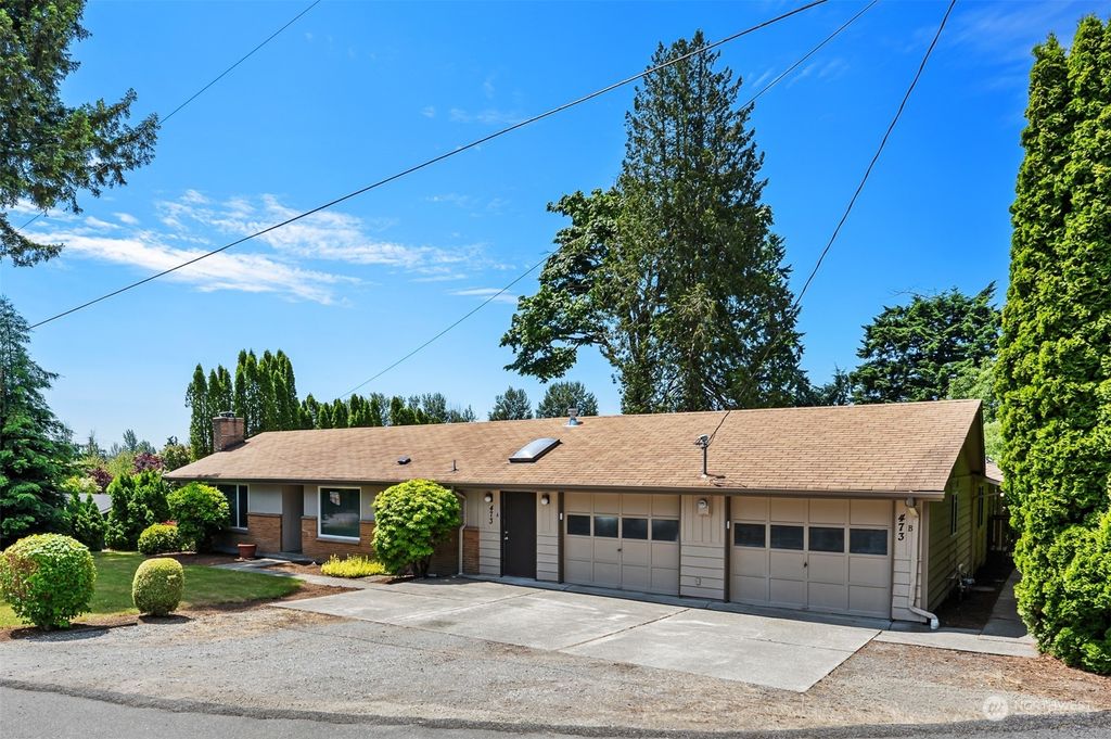 Photo of 473 Hoquiam Avenue NE, Renton, WA 98059 (MLS # 2198634)