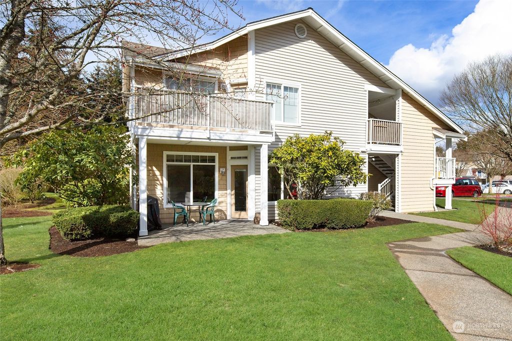 Photo of 5400 Harbour Pointe Boulevard #C101, Mukilteo, WA 98275 (MLS # 2041962)