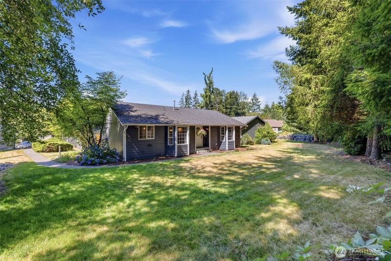 1425 128th Drive NE