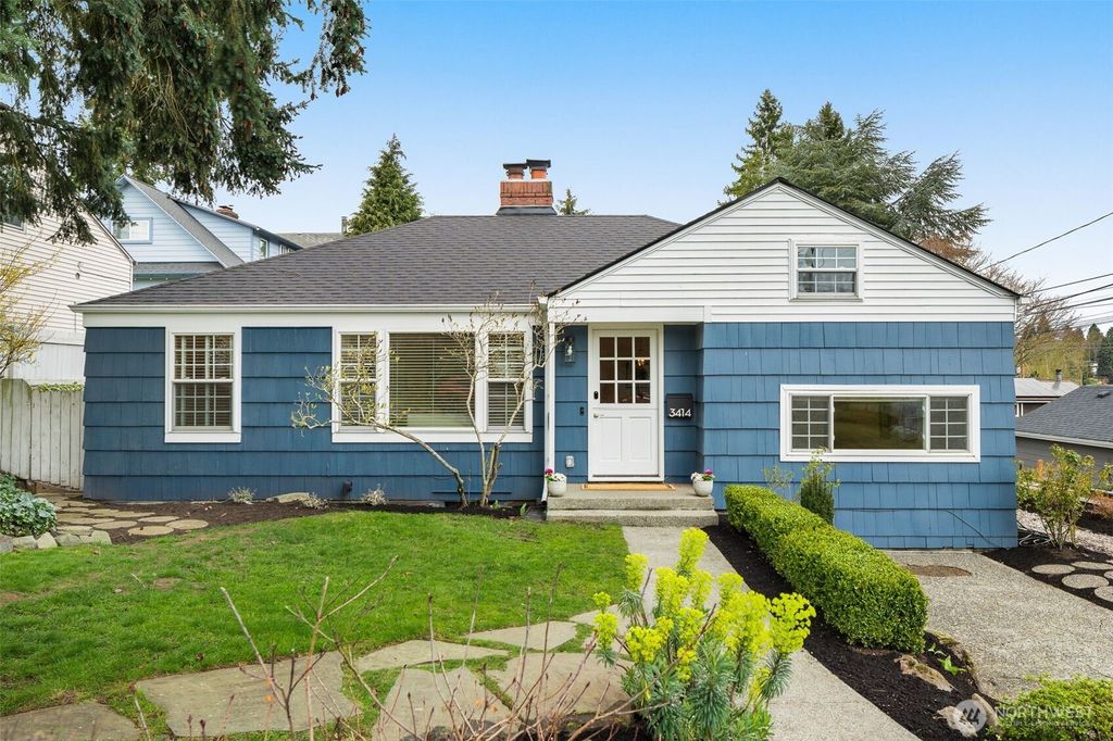 Photo of 3414 W Dravus Street, Seattle, WA 98199 (MLS # 2351791)