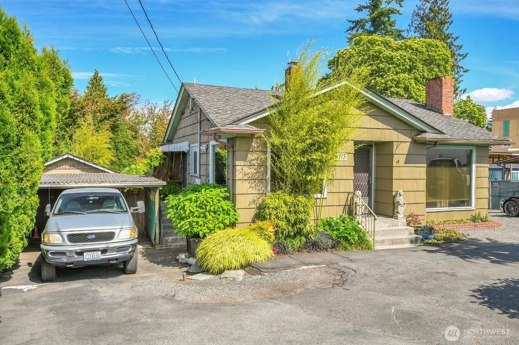 Photo of 9713 4th Avenue W, Everett, WA 98204 (MLS # 2403538)