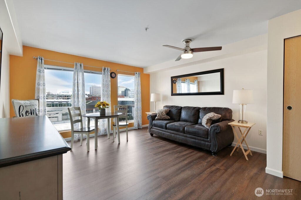 2818 Grand Avenue B501