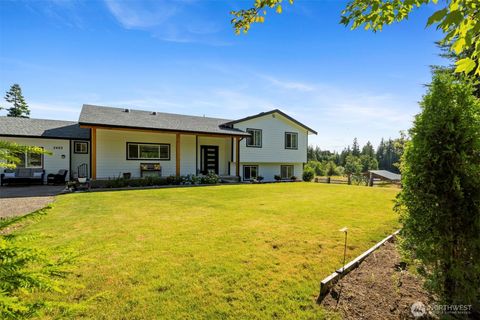 Photo of 2403 E Hemmi Road, Bellingham, WA 98226 (MLS # 2404400)