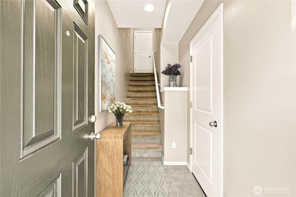 Photo of 3005 34th Place, Everett, WA 98201 (MLS # 2567570)
