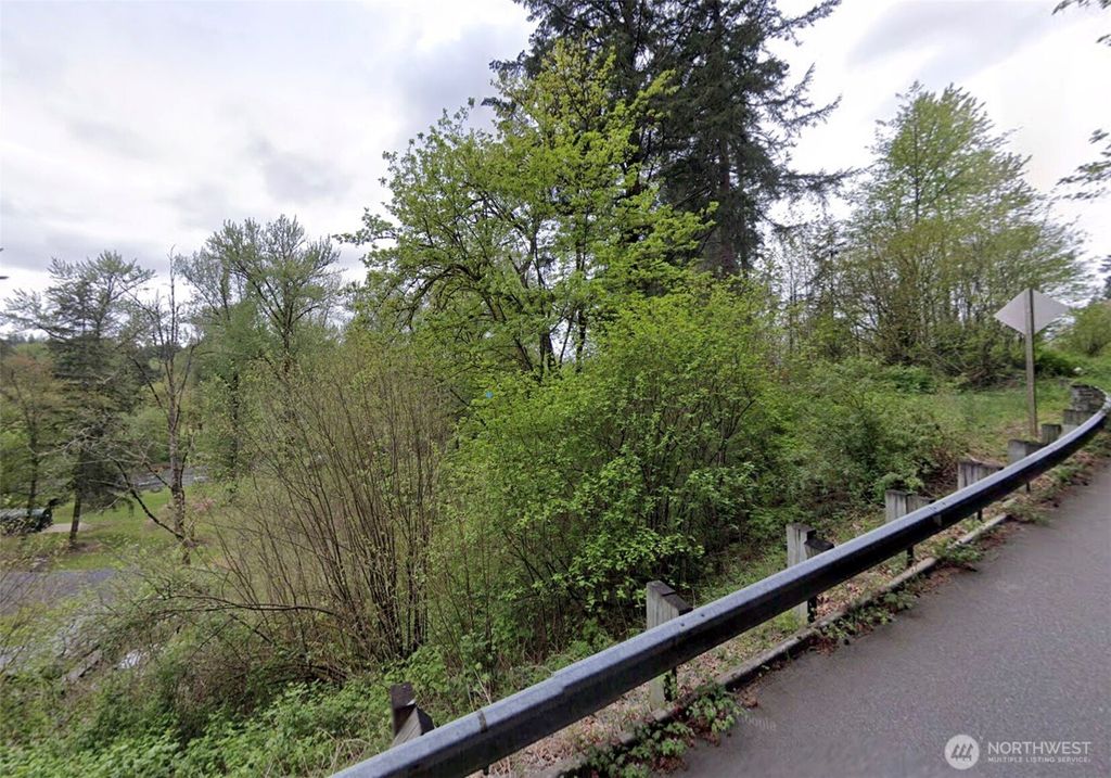 Photo of 21999 Dorre Don Way SE, Maple Valley, WA 98038 (MLS # 2496680)