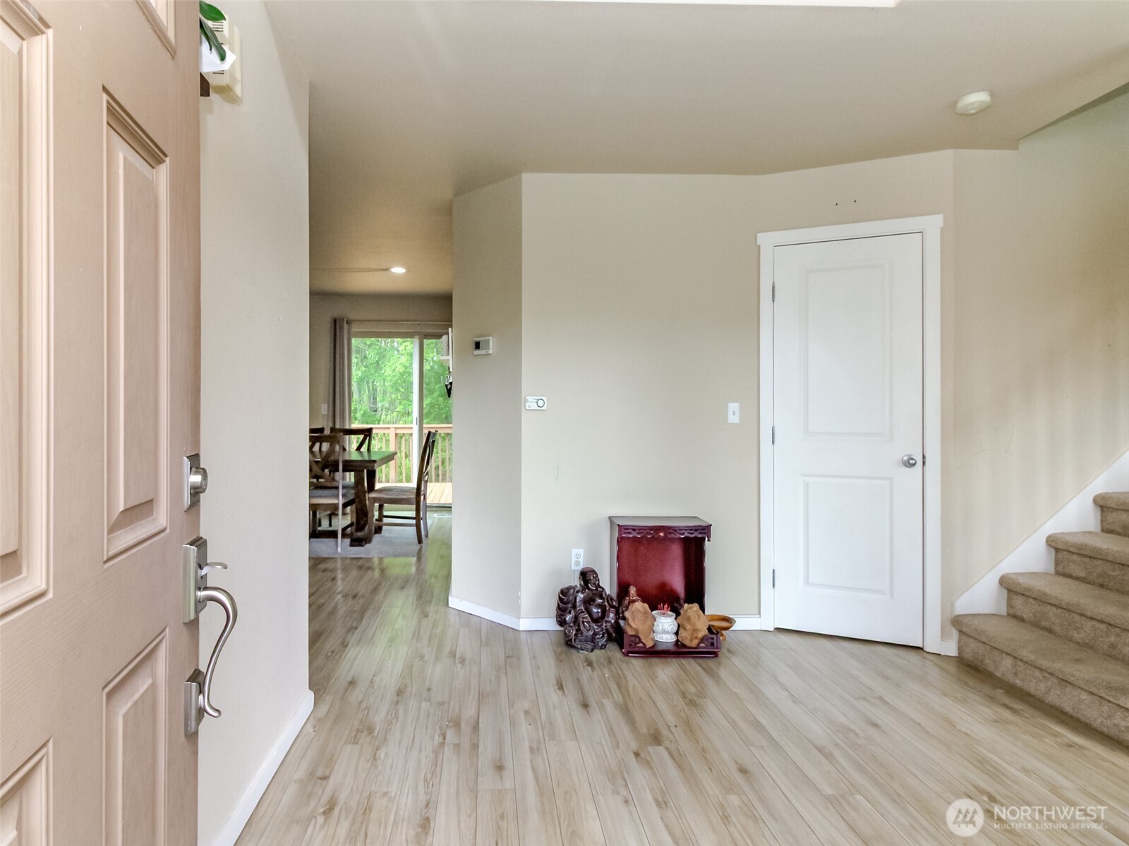 9506 10th Street E