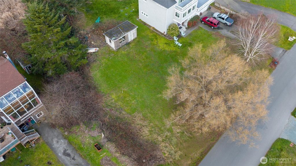 Photo of 0 Shore Avenue, Freeland, WA 98249 (MLS # 2476623)