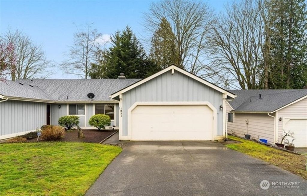 Photo of 1921 SW 307th Street #3, Federal Way, WA 98023 (MLS # 2293496)