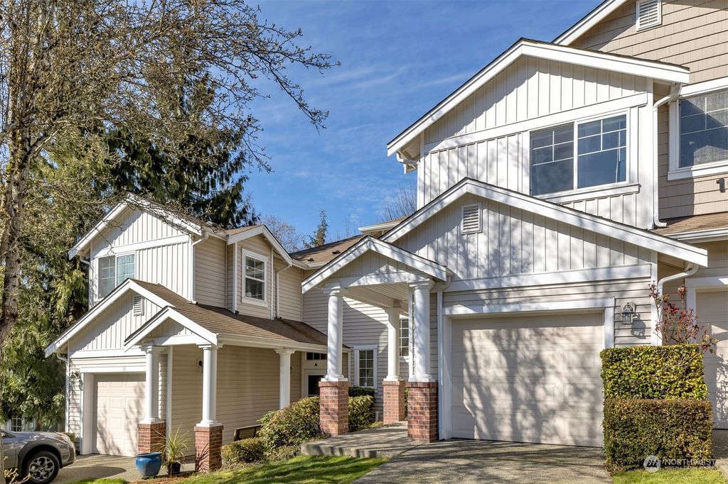 Photo of 108 S 49th Place #B, Renton, WA 98055 (MLS # 2040300)