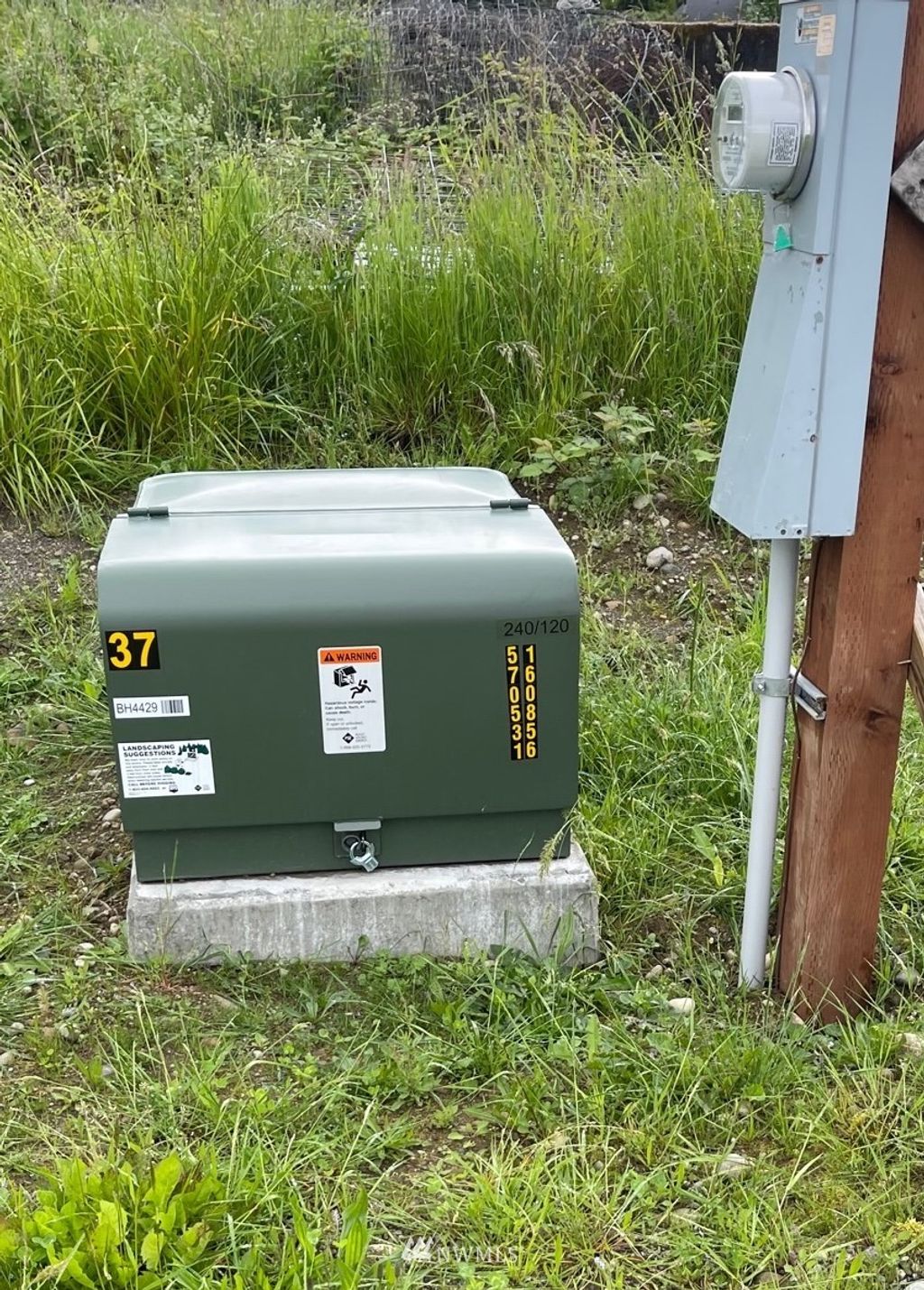 Photo of 19777 SE 384th St, Auburn, WA 98092 (MLS # 1949569)