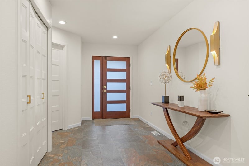 2512 Vista View Drive