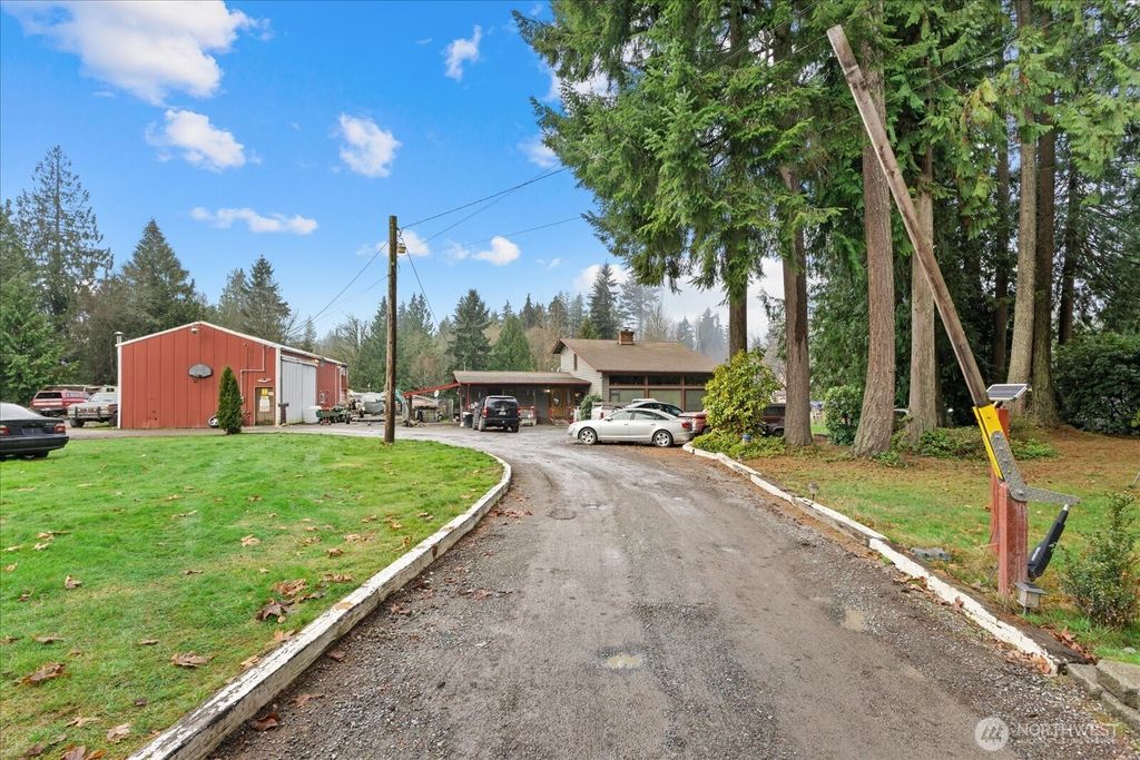 Photo of 8510 115th Avenue NE, Lake Stevens, WA 98258 (MLS # 2458060)