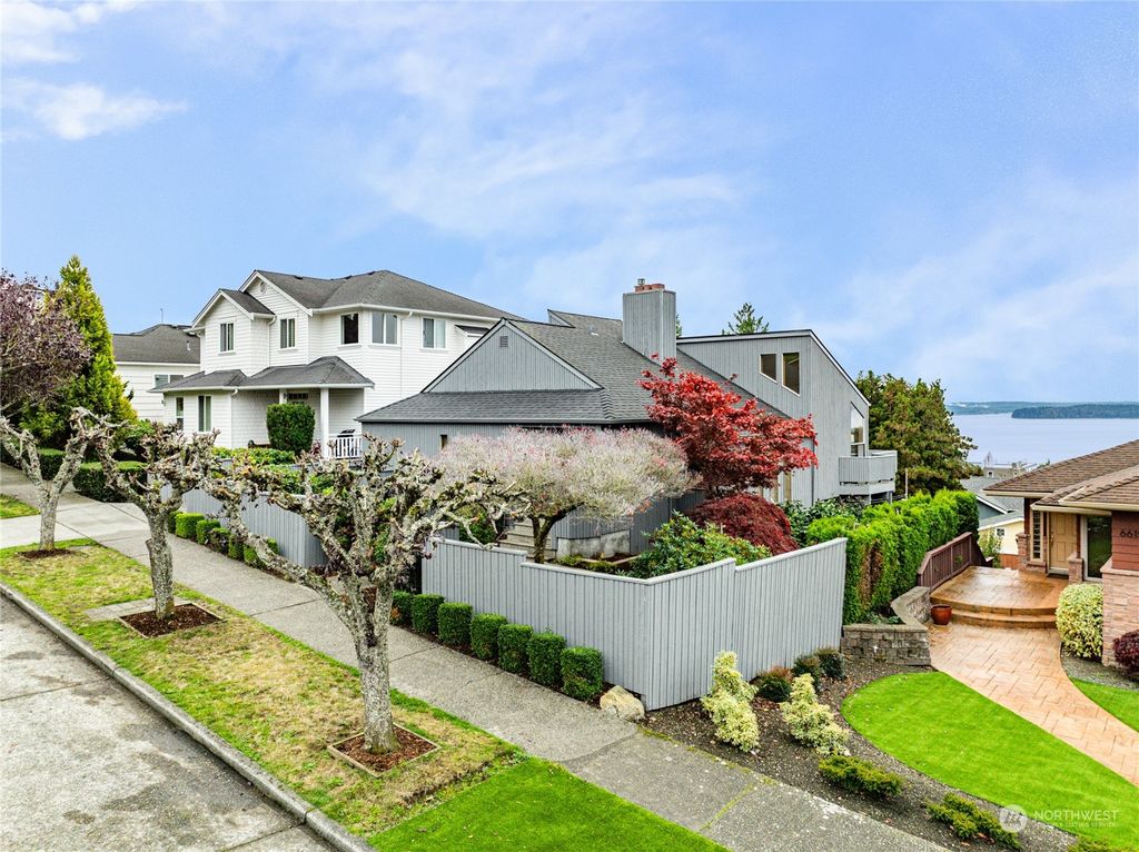 Photo of 6703 38th Avenue SW, Seattle, WA 98126 (MLS # 2307868)