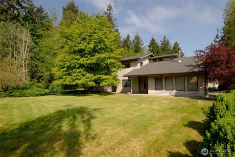 Photo of 1526 36th Avenue W, Olympia, WA 98506 (MLS # 2521488)