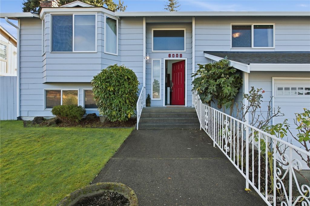 Photo of 6008 N 31st Street, Tacoma, WA 98407 (MLS # 2457068)