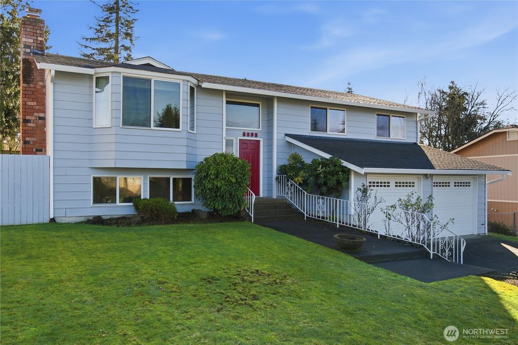 Photo of 6008 N 31st Street, Tacoma, WA 98407 (MLS # 2457068)