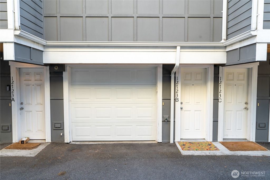 Photo of 12723 35th Avenue NE #B, Seattle, WA 98125 (MLS # 2403036)