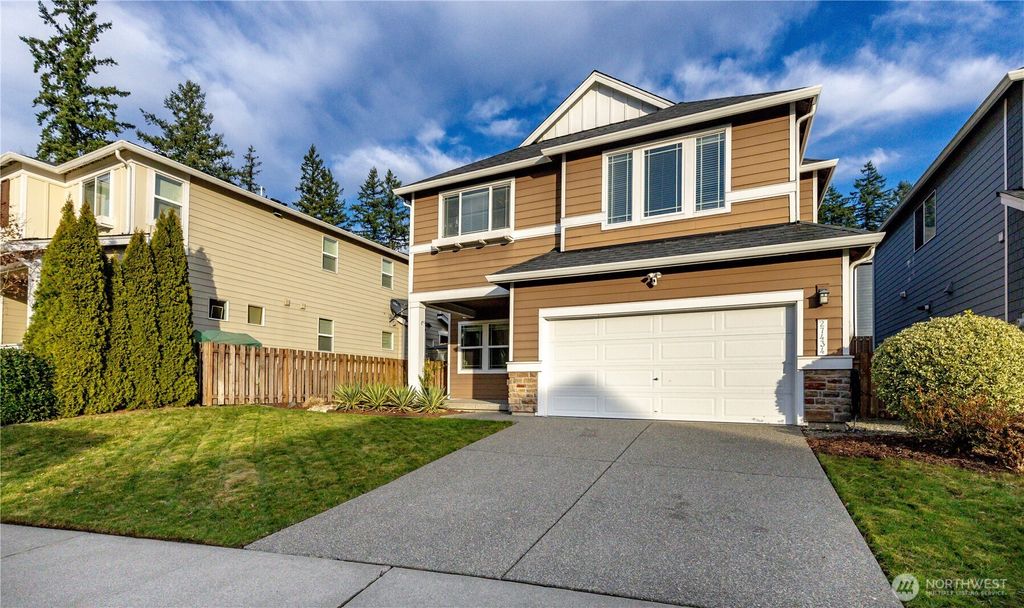 Photo of 27434 210th Avenue SE, Maple Valley, WA 98038 (MLS # 2478646)