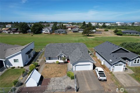 Photo of 567 Puffin Avenue NE, Ocean Shores, WA 98569 (MLS # 2550963)