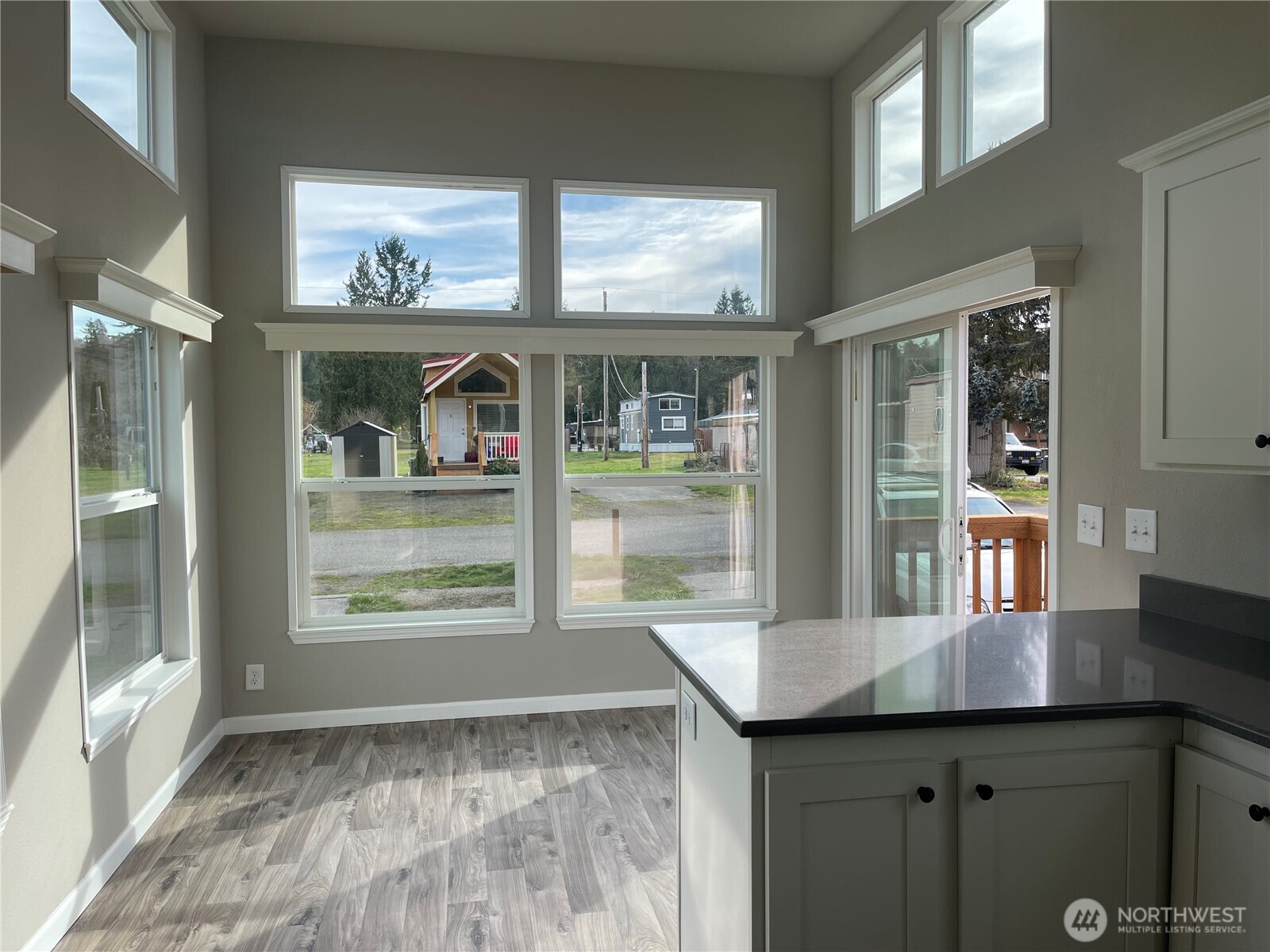 6062 Hwy 20 27