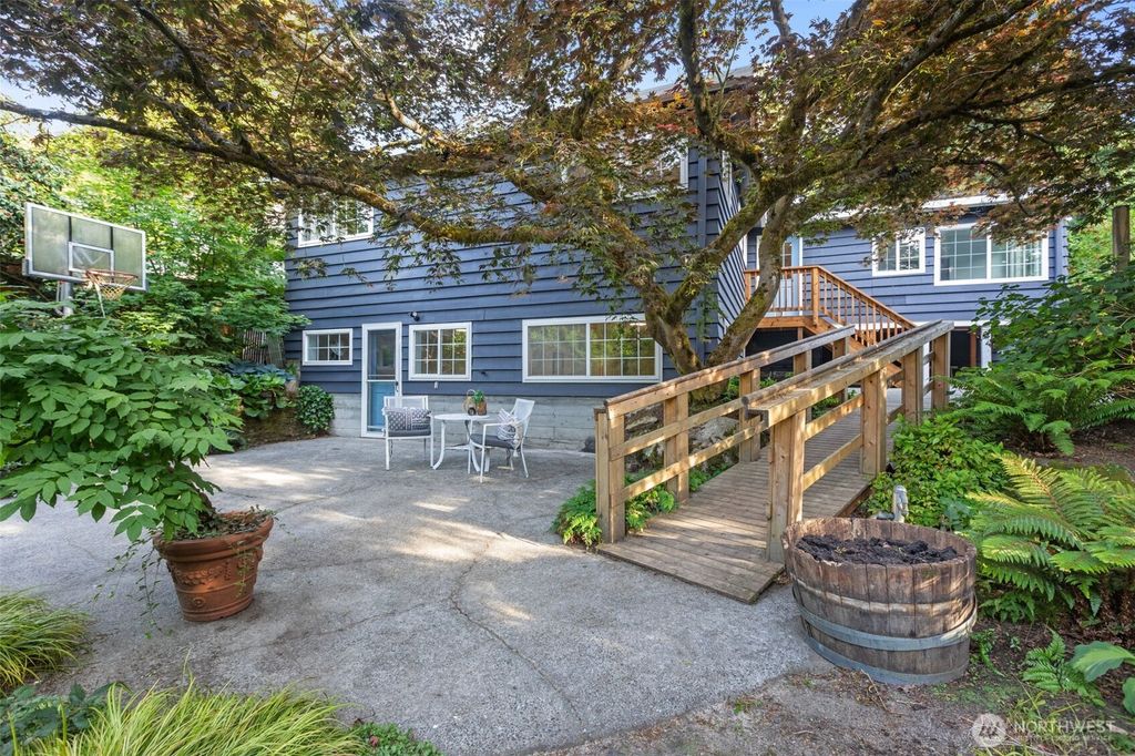 Photo of 1716 N 125th Street, Seattle, WA 98133 (MLS # 2385918)