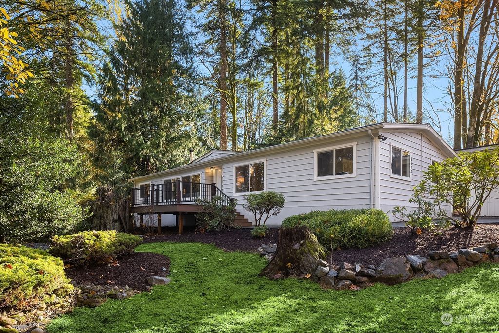 Photo of 9614 355th Avenue SE, Snoqualmie, WA 98065 (MLS # 2170801)