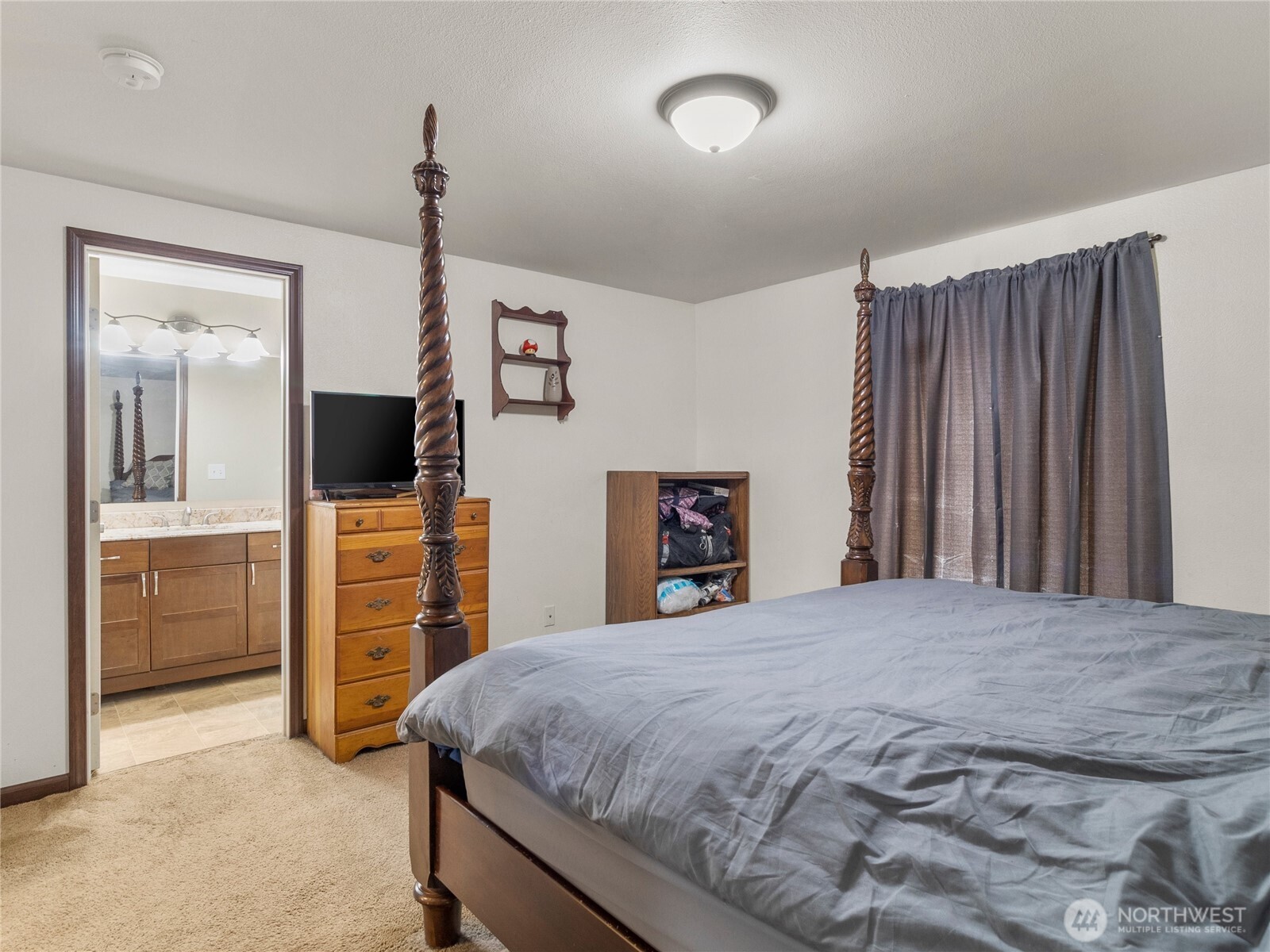 Yelm, Washington 98597, United States, 4 Bedrooms Bedrooms, ,3 BathroomsBathrooms,Residential,Active,203519