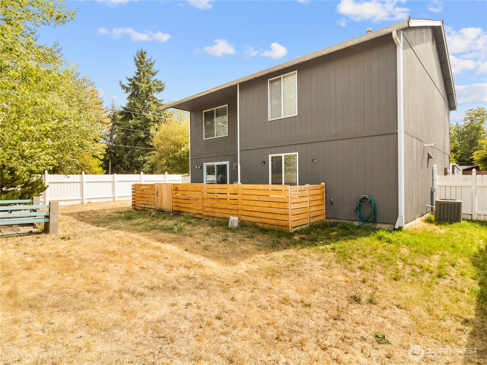 Yelm, Washington 98597, United States, 4 Bedrooms Bedrooms, ,3 BathroomsBathrooms,Residential,Active,203519