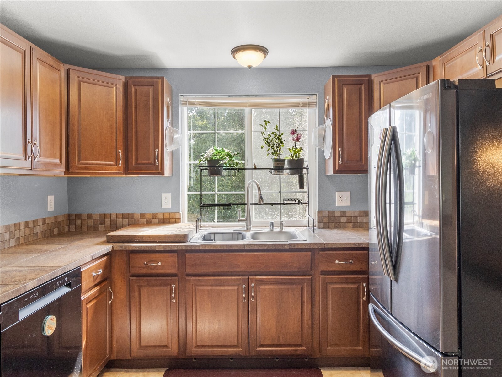 Yelm, Washington 98597, United States, 4 Bedrooms Bedrooms, ,3 BathroomsBathrooms,Residential,Active,203519