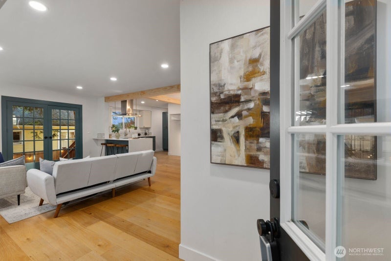 512 NW 44th Street