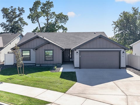 Photo of 819 Ava St St, Walla Walla, WA 99362 (MLS # 2510110)