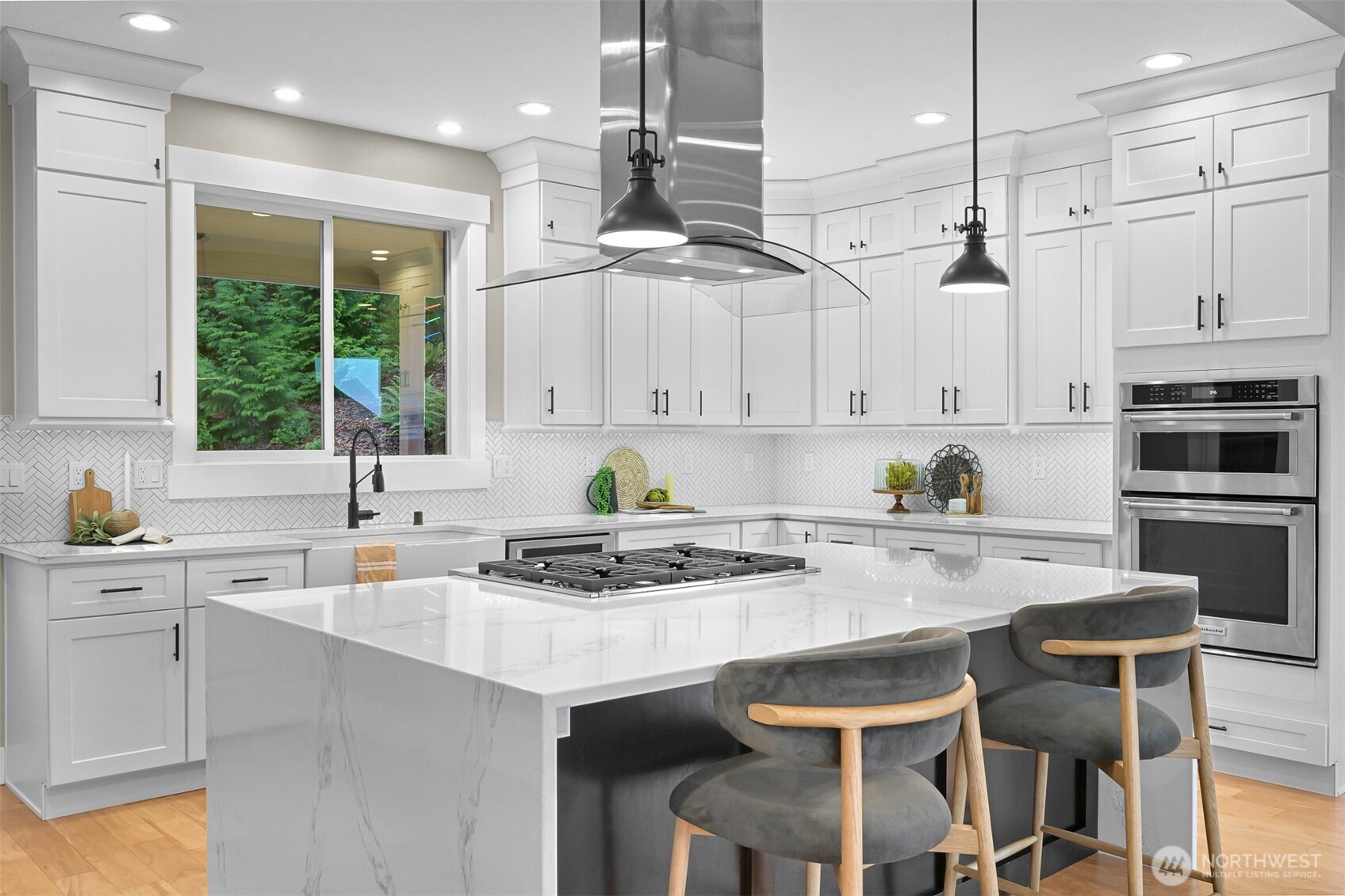 921 Whitewater Drive