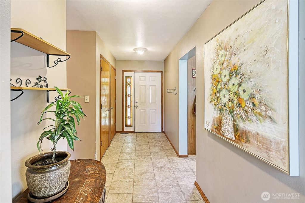 Photo of 20412 133rd Street NE, Granite Falls, WA 98252 (MLS # 2410554)
