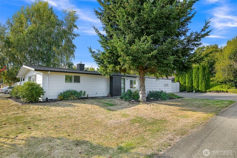 Photo of 2274 Hawthorne Street, Ferndale, WA 98248 (MLS # 2586899)