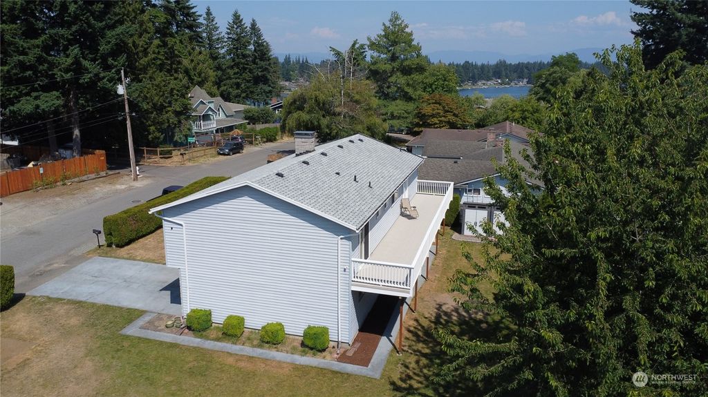 Photo of 13505 SE 266th Street, Kent, WA 98042 (MLS # 2135819)