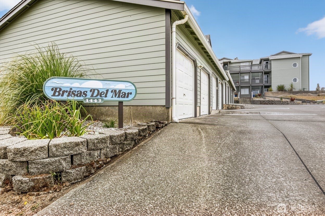 1443 Ocean Shores Boulevard SW 102
