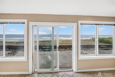 Photo of 1443 Ocean Shores Boulevard SW #102, Ocean Shores, WA 98569 (MLS # 2572268)