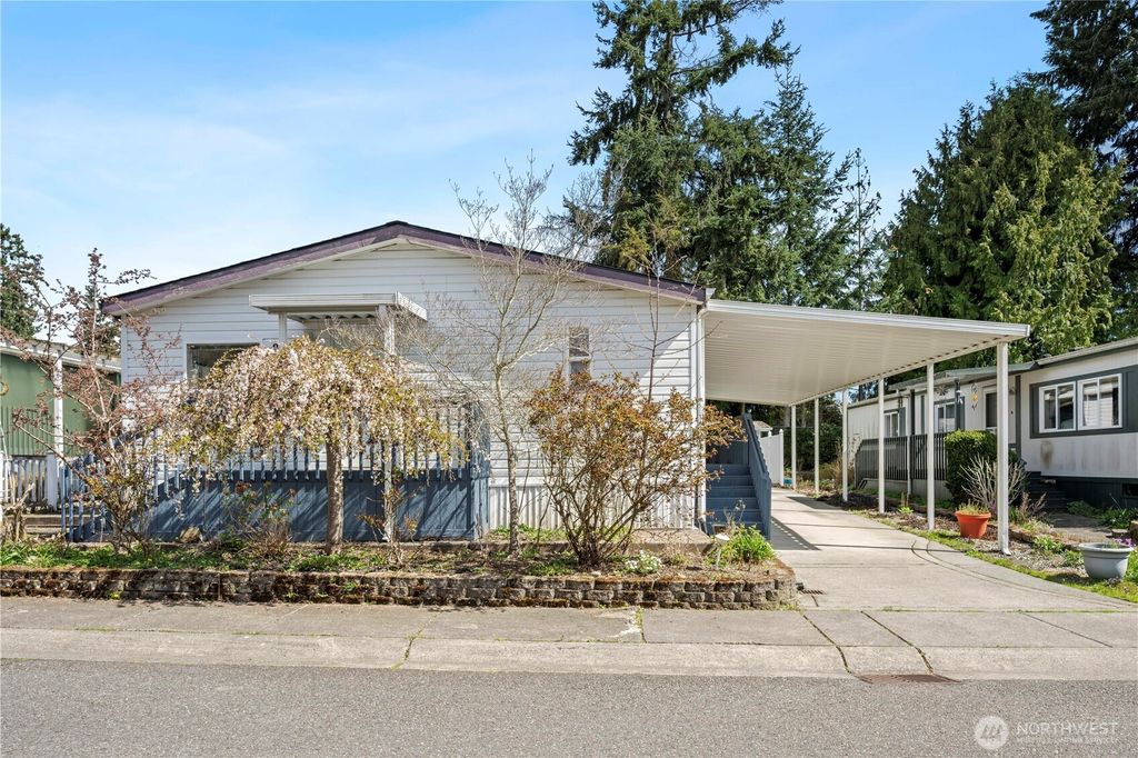 Photo of 11100 4th Avenue W #22, Everett, WA 98204 (MLS # 2503939)