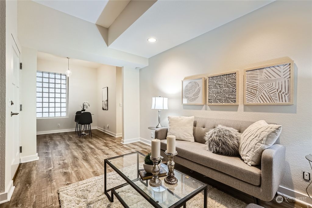 Photo of 125 Warren Avenue N #N, Seattle, WA 98109 (MLS # 2311831)