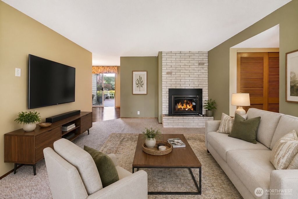 Photo of 10629 SE 236th Street, Kent, WA 98031 (MLS # 2500708)