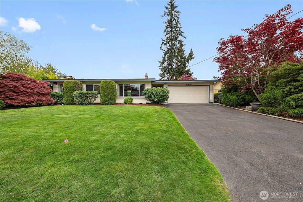 Photo of 10629 SE 236th Street, Kent, WA 98031 (MLS # 2500708)