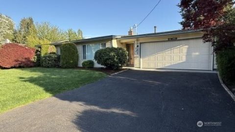 Photo of 10629 SE 236th Street, Kent, WA 98031 (MLS # 2500708)