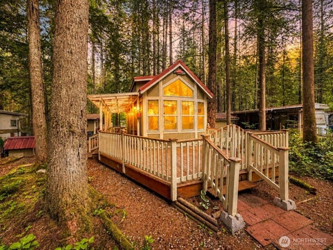 Photo of 86 3 Sunset Circle, Deming, WA 98244 (MLS # 2540703)