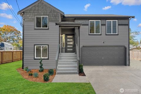 Photo of 5825 S M St St, Tacoma, WA 98408 (MLS # 2446450)