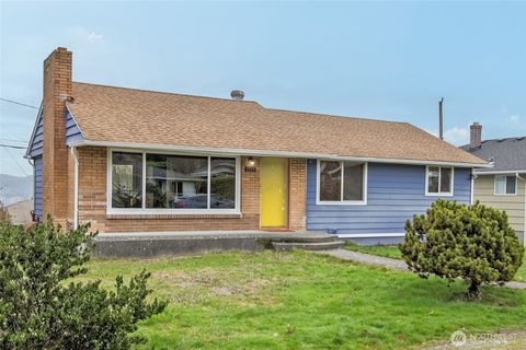 Photo of 7716 S Mission Drive, Seattle, WA 98178 (MLS # 2478030)