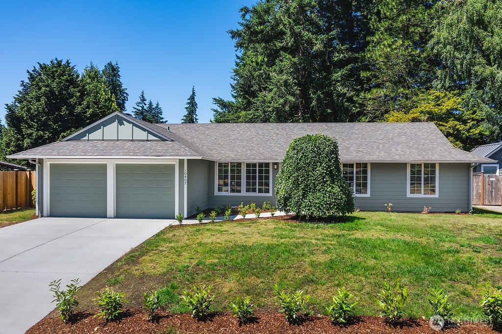 Photo of 10407 170th Avenue NE, Redmond, WA 98052 (MLS # 2543762)