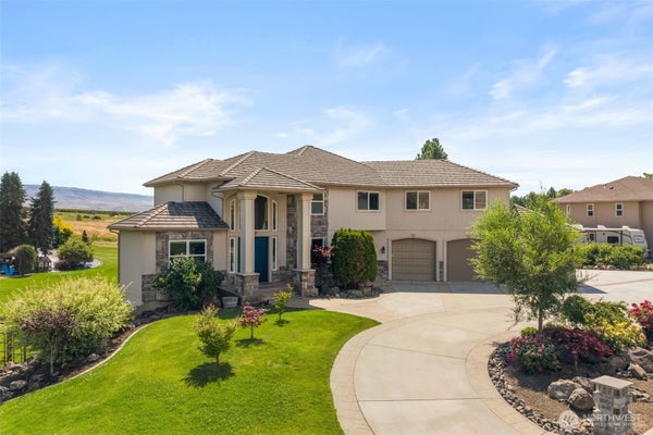 3675 WESTRIDGE PL, WENATCHEE, WA 98801 - Image 9cf32bea28fca2229bad5c76acb0c0bb/1846541640