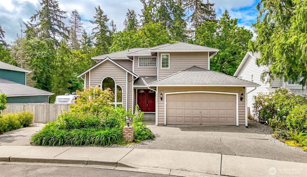 Photo of 25171 13th Avenue S, Des Moines, WA 98198 (MLS # 2362079)