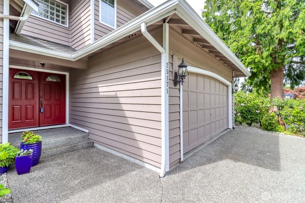 Photo of 25171 13th Avenue S, Des Moines, WA 98198 (MLS # 2362079)