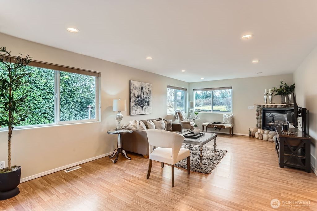 Photo of 12811 58th Avenue SE, Snohomish, WA 98206 (MLS # 2321157)